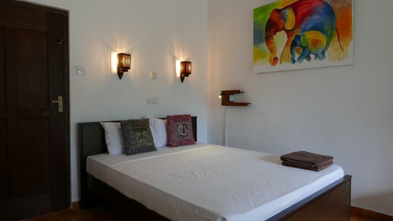Reggie'S Guesthouse Ettukala Quarto foto