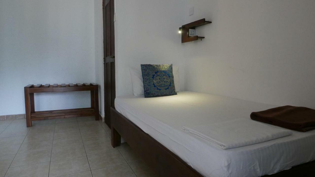 Reggie'S Guesthouse Ettukala Quarto foto